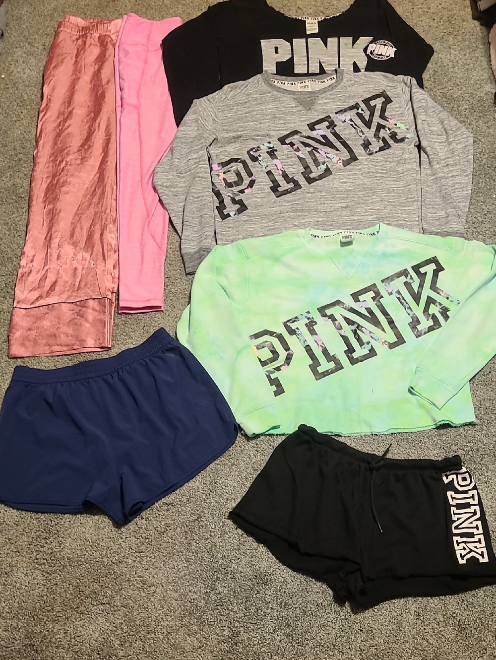 PINK VS Medium Bundle